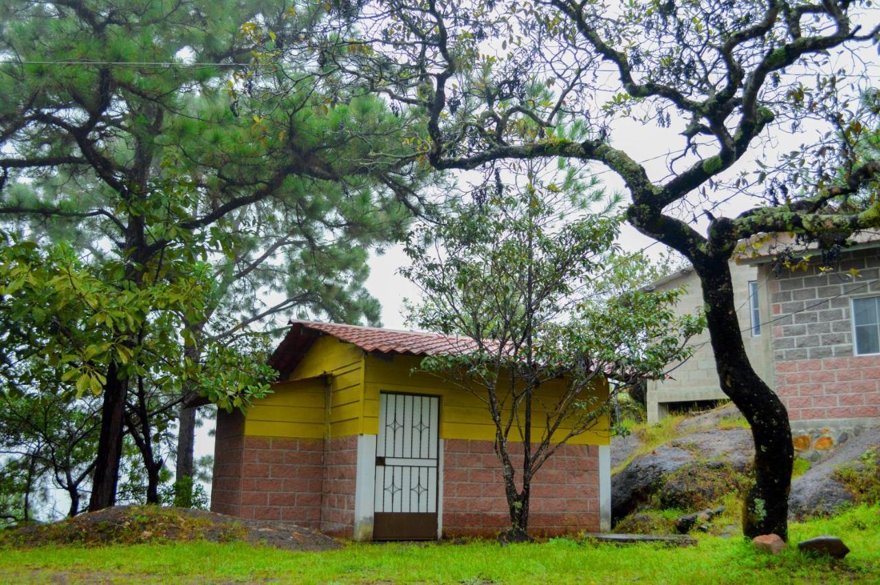 Hotel Y Restaurante Las Margaritas Perquin Room photo