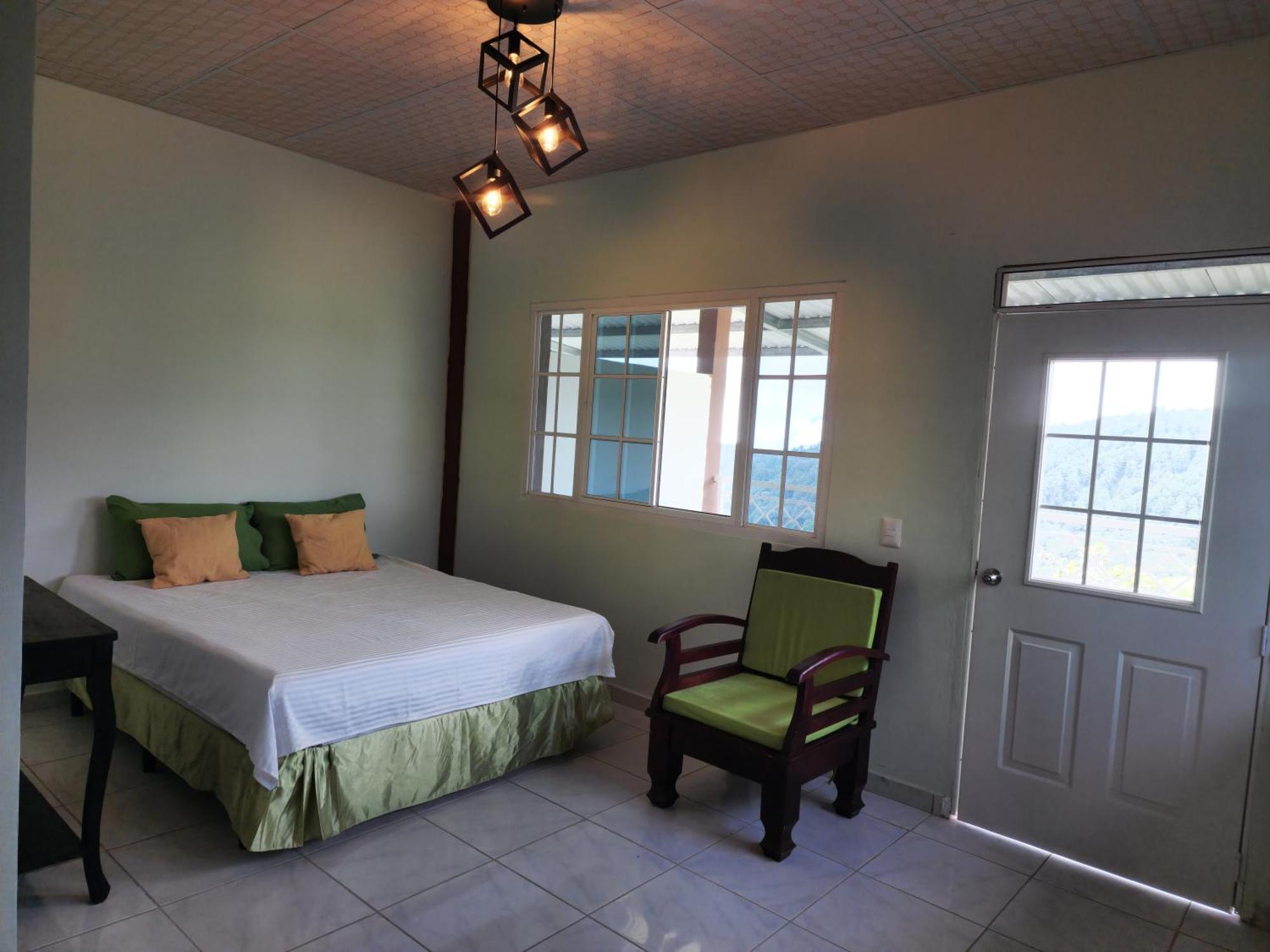 Hotel Y Restaurante Las Margaritas Perquin Room photo