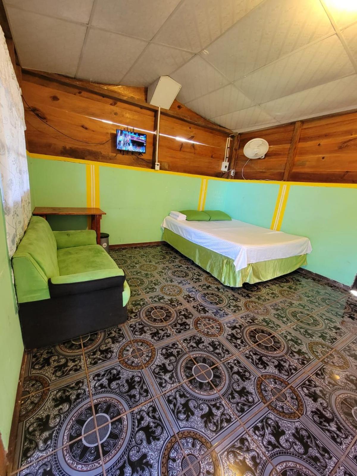 Hotel Y Restaurante Las Margaritas Perquin Room photo